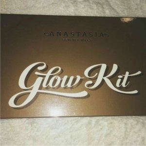 Anastasia Glow Kit